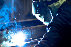 Welding_83931422